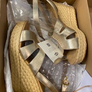 Careena Wedge Chestnut Leather
